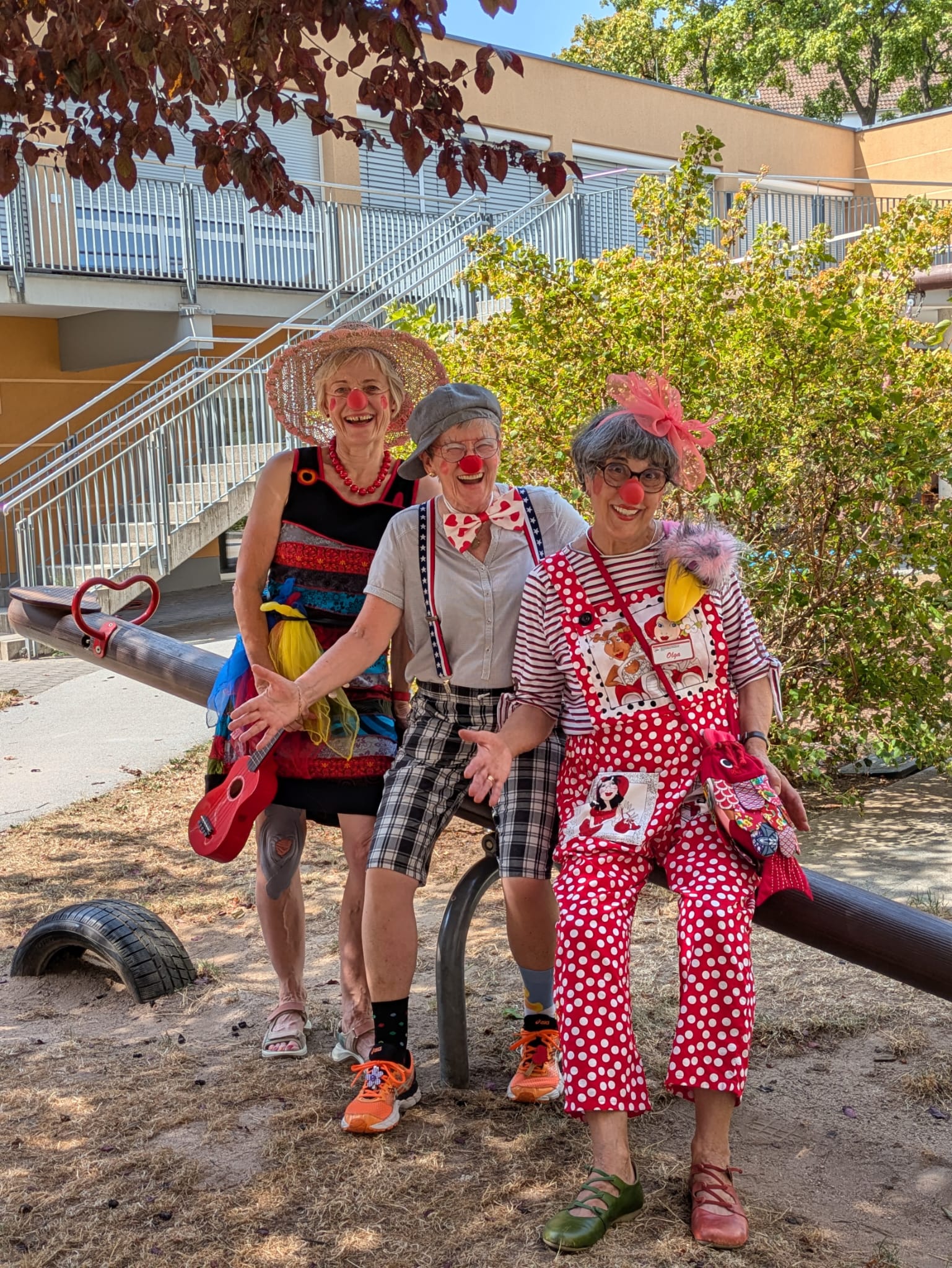 Pflegeclowninnen AWO Seniorenzentrum Remeyerhof Worms – abgebildet: Uta Neeb-Hill, Patricia Hauswirth, Marianne Hilgartner